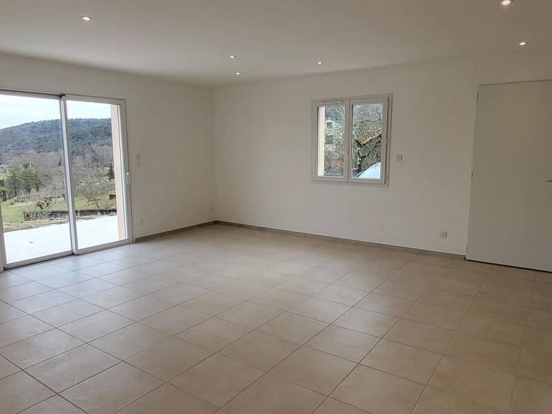 Maison à louer, 83m², UZER