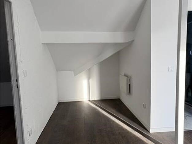 Appartement à louer 800 € 1 pièce 1 chambre 40 m² 1er étage Centre Ville Athis-Mons 91200