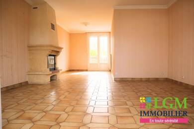 Maison à vendre 149 100 € 4 pièces 3 chambres 91 m² 417 m² de terrain La Suze-sur-Sarthe 72210
