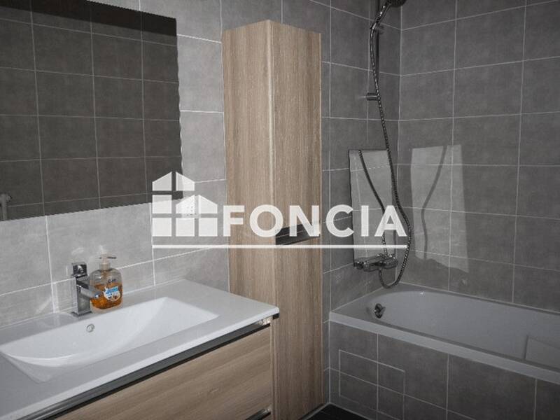 Maison à louer, 70m², LA ROCHE SUR FORON