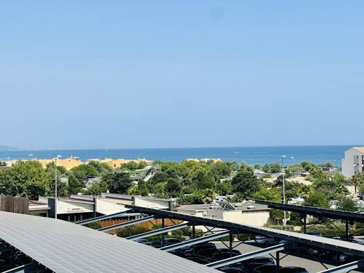 Appartement à vendre 129 000 € 2 pièces 1 chambre 33 m² Étage 3/4 Le Cap d'Agde Agde 34300