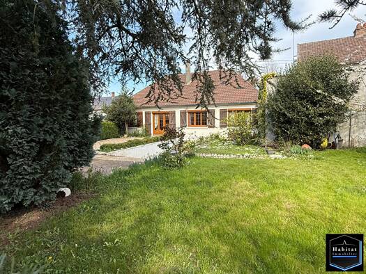 Maison de plain-pied à vendre 315 000 € 5 pièces 3 chambres 106 m² 584 m² de terrain Le Plessis-Belleville 60330