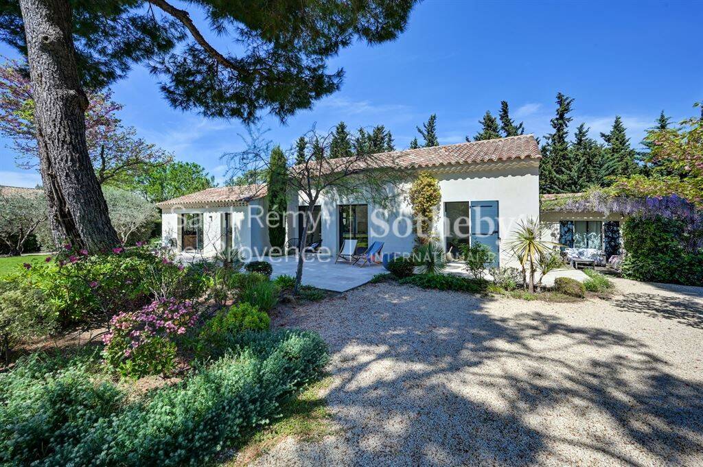 Maison à vendre, 225m², EYGALIERES