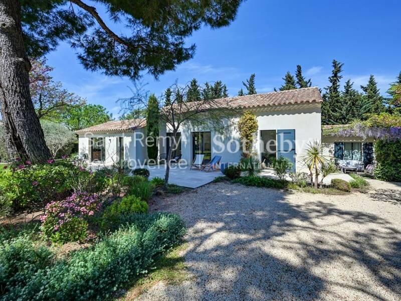 Maison à vendre, 225m², EYGALIERES