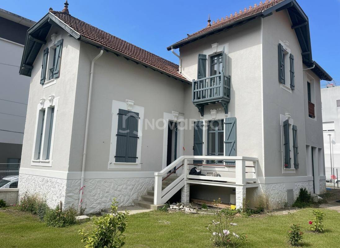 Maison à vendre, 139m², PAU