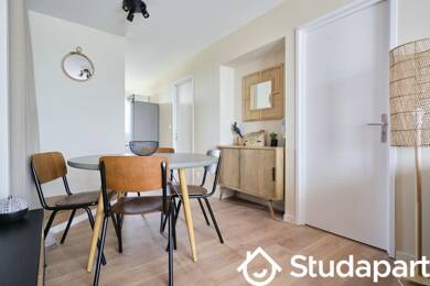 Appartement à louer 435 € 1 pièce 3 chambres 11 m² 7ème étage Gare Troyes 10000