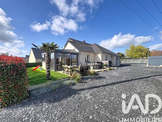 Maison de plain-pied à vendre 210 000 € 6 pièces 4 chambres 110 m² 655 m² de terrain Moon-sur-Elle 50680