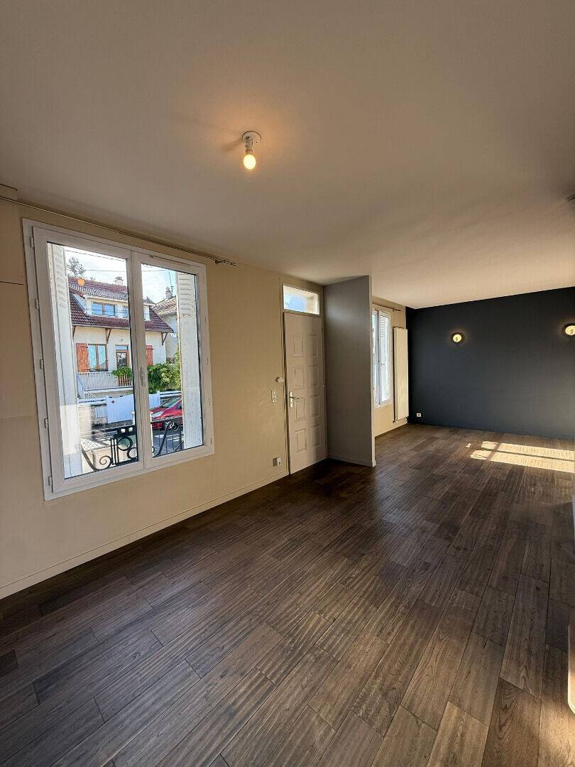 Maison à louer, 101m², NANTERRE