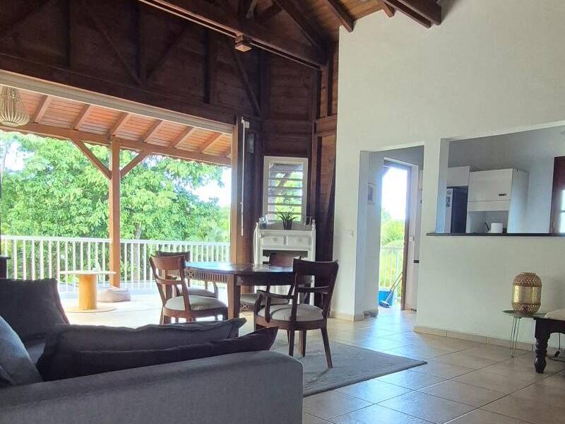 Maison à louer, 97m², SAINTE ROSE