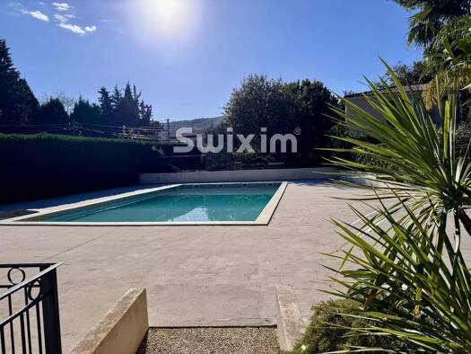 Maison à vendre 750 000 € 3 pièces 2 chambres 51 m² Saint-Tropez 83990