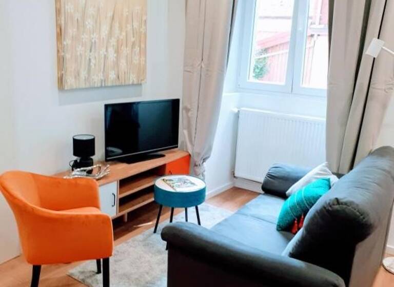 Appartement à louer 619 € 2 pièces 1<br/>chambre 35 m²<br/>superficie Sud Ouest Thann 68800