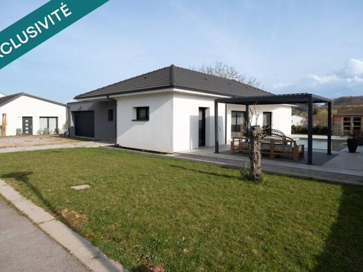 Maison de plain-pied à vendre 439 000 € 5 pièces 3 chambres 135 m² 733 m² de terrain Jeuxey 88000