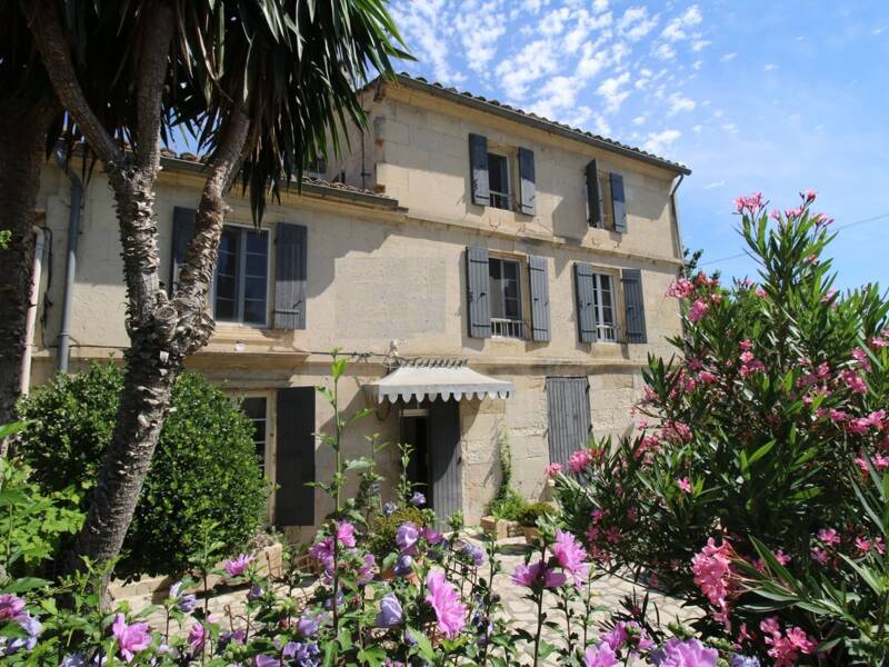 Maison à vendre, 350m², FONTVIEILLE