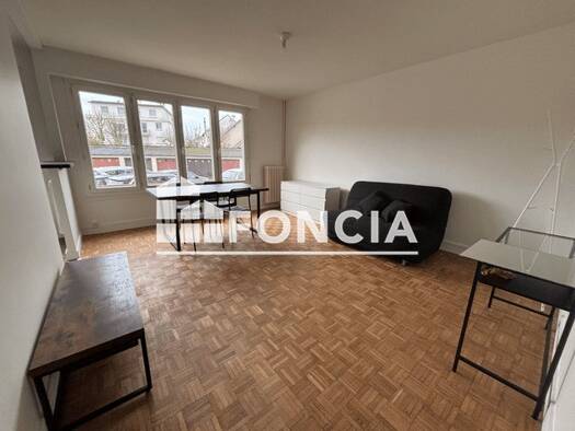 Appartement à louer 590 € 1 pièce 30 m² RDC Vaucelles Caen 14000