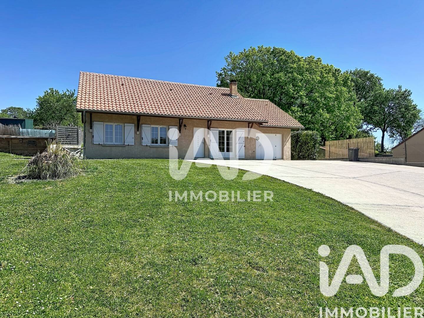 Maison à vendre, 112m², LA NEUVILLE AU PONT