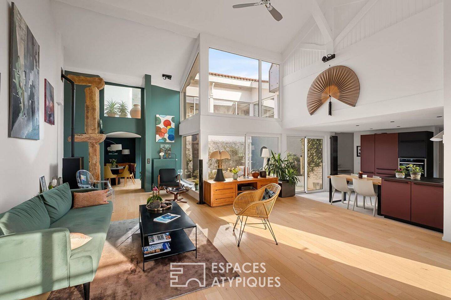 Maison à vendre, 220m², LA TOUR DE SALVAGNY