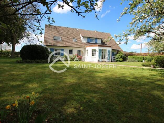 Maison à vendre 470 000 € 10 pièces 6 chambres 212 m² 2 130 m² de terrain Nord Yvetot 76190