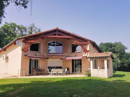 Maison à vendre 475 000 € 5 pièces 3 chambres 165 m² 12 910 m² de terrain Les Pujols 09100