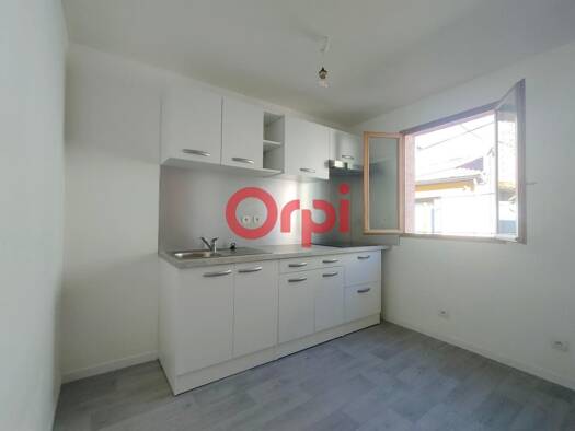 Immeuble à vendre 136 000 € 95 m² Nord Prades 66500