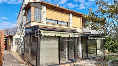 Maison à vendre 410 000 € 11 pièces 5 chambres 235 m² 1 817 m² de terrain Sainte-Tulle 04220
