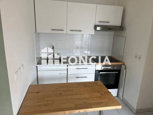 Appartement à louer 798 € 2 pièces 1 chambre 43,4 m² 3ème étage Saint-Pierre-du-Perray 91280