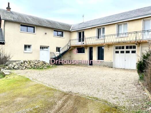 Maison à vendre 179 000 € 6 pièces 2 chambres 177 m² 850 m² de terrain Ayron 86190