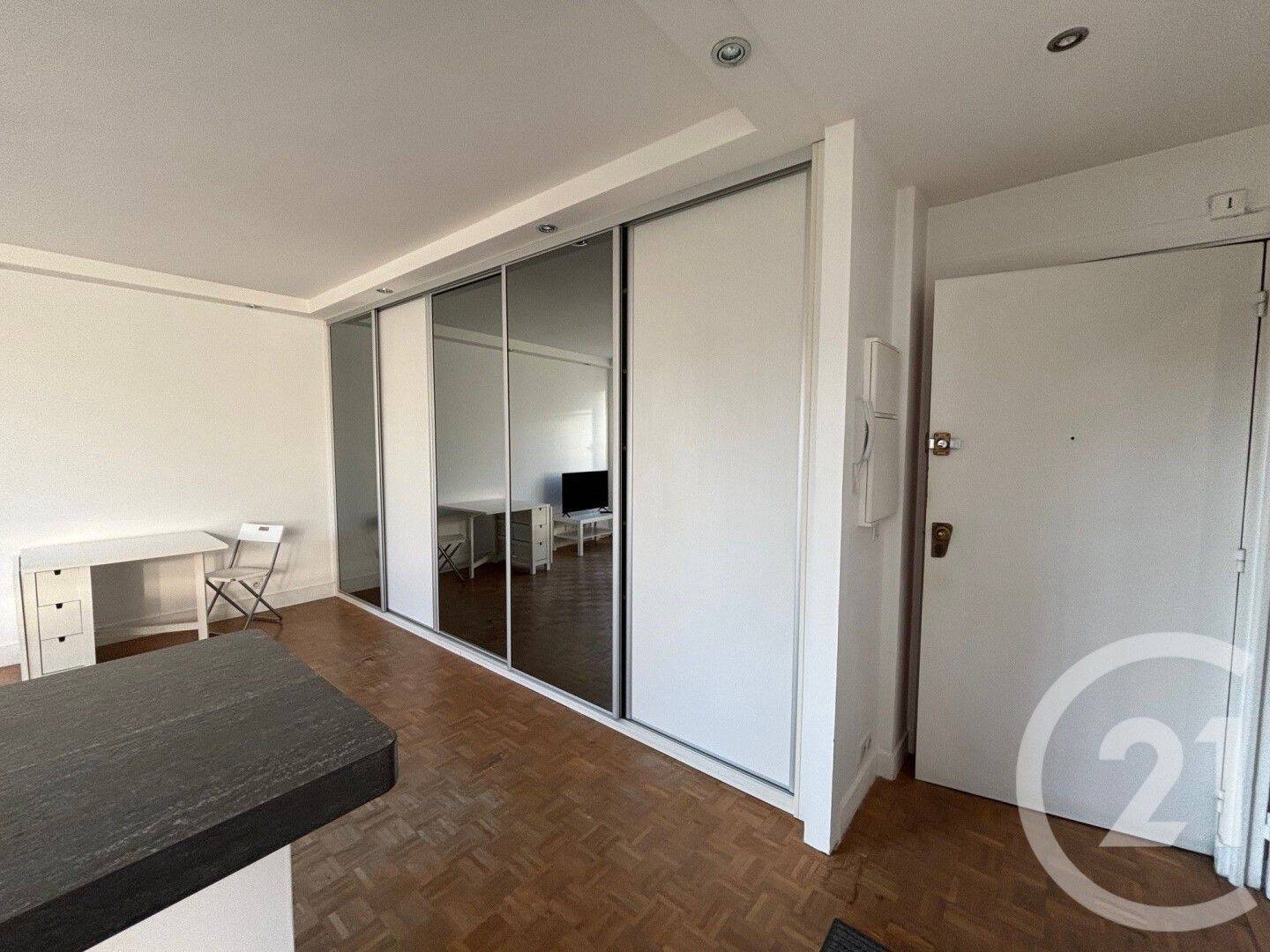 Maison à vendre, 36m², SAINT MAUR DES FOSSES