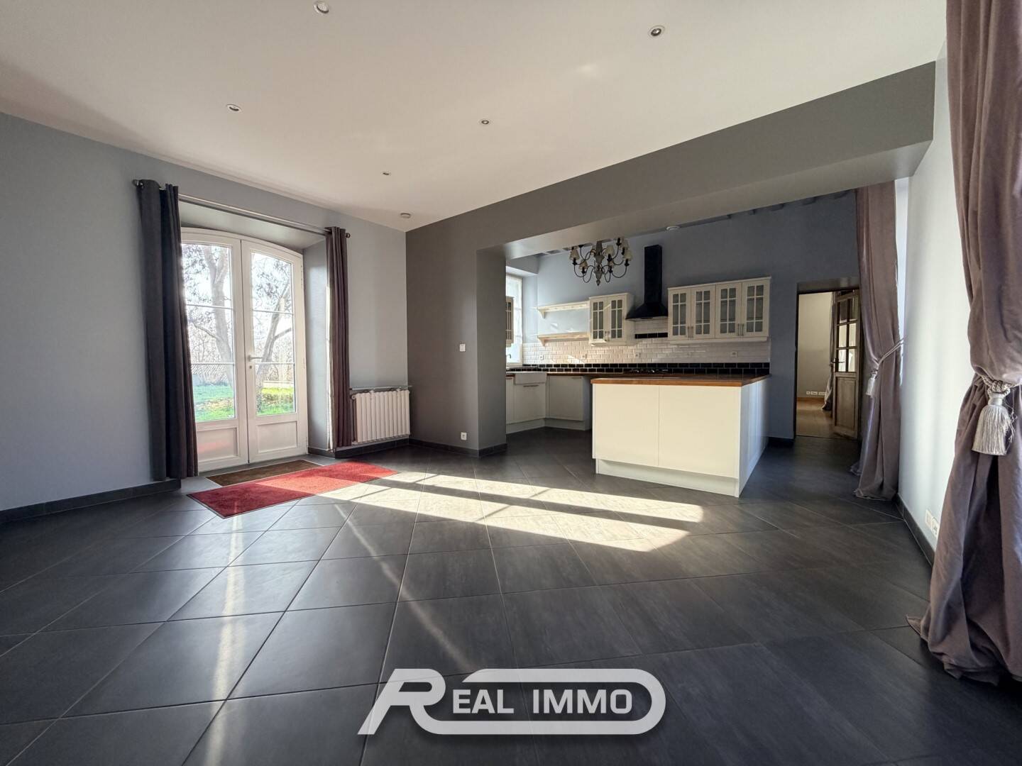 Maison à vendre, 165m², NEAUPHLE LE CHATEAU