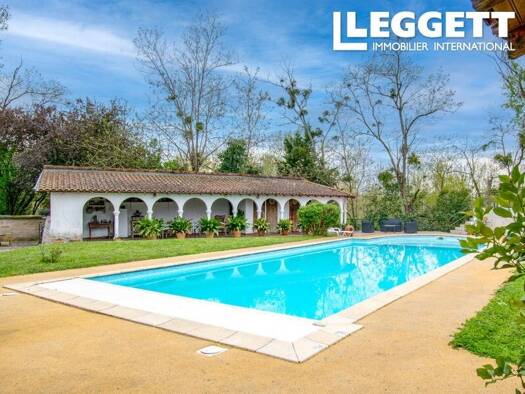 Maison à vendre 439 000 € 7 pièces 5 chambres 215 m² 3 180 m² de terrain Carbonne 31390