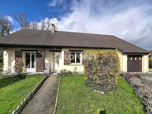 Maison à vendre 129 600 € 6 pièces 3 chambres 83 m² 700 m² de terrain Benardiere-Saint Michel Flers 61100