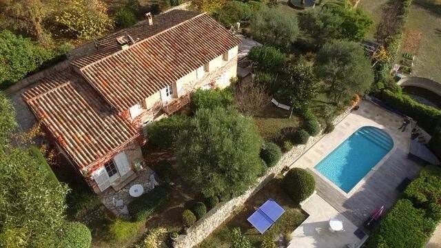 Maison à vendre, 201m², CHATEAUNEUF DE GRASSE