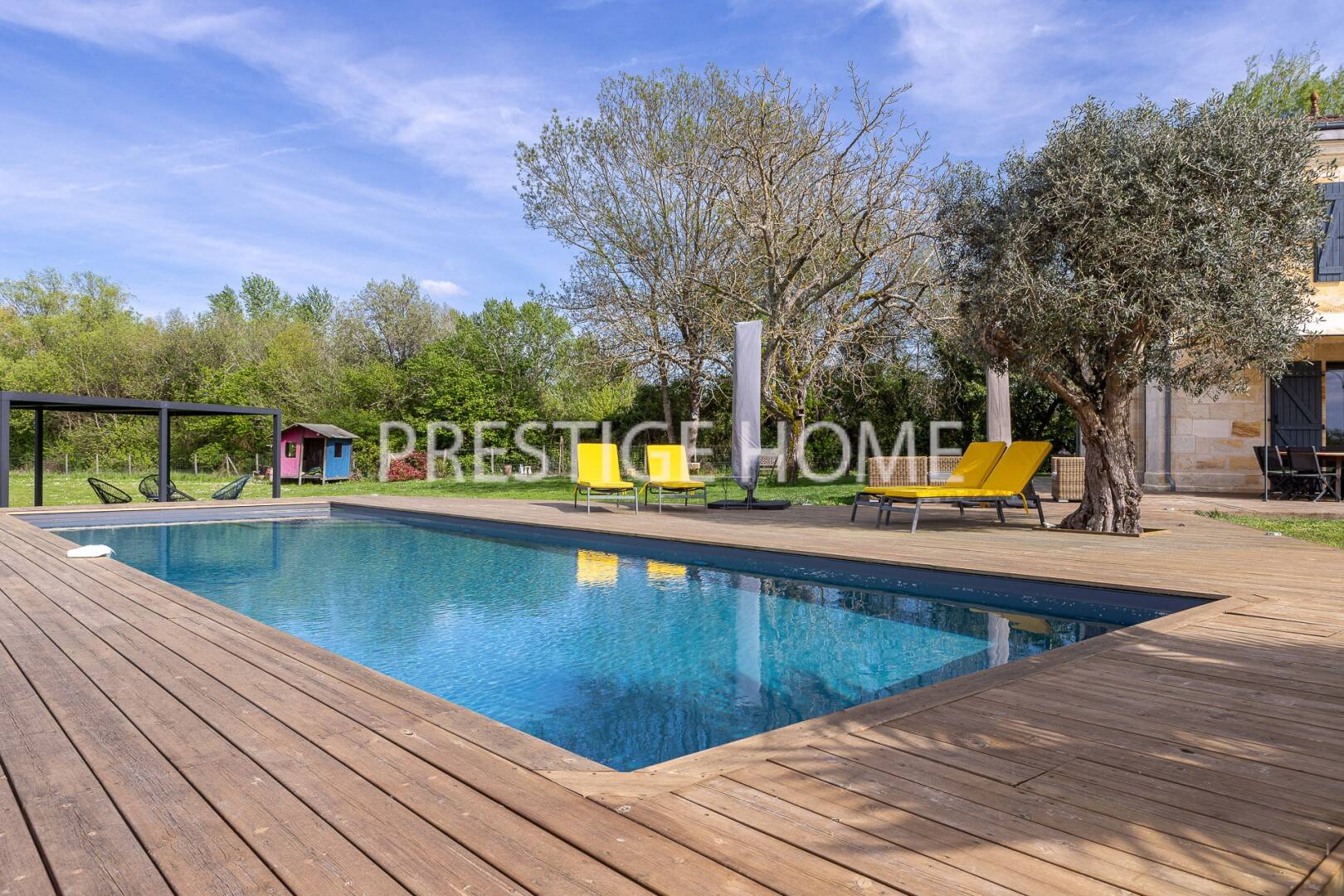 Maison à vendre, 320m², SAINT SULPICE ET CAMEYRAC