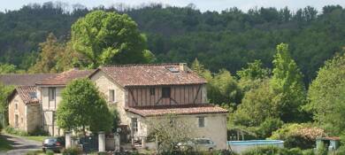 Maison à vendre 375 000 € 7 pièces 6 chambres 240 m² 1 500 m² de terrain Festalemps 24410