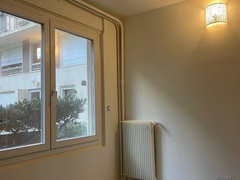 Maison à louer, 16m², PARIS 18E