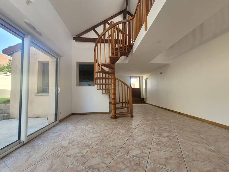 Maison à louer, 69m², BERCHERES SAINT GERMAIN