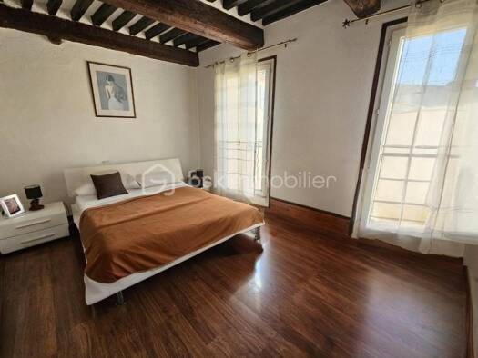 Duplex à vendre 165 000 € 3 pièces 2 chambres 63 m² Étage 1/2 Centre Les Arcs 83460