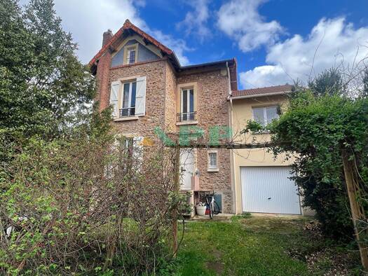 Maison à vendre 309 900 € 4 pièces 3 chambres 97 m² 351 m² de terrain Centre Ville-Mousseaux-Plaine Draveil 91210
