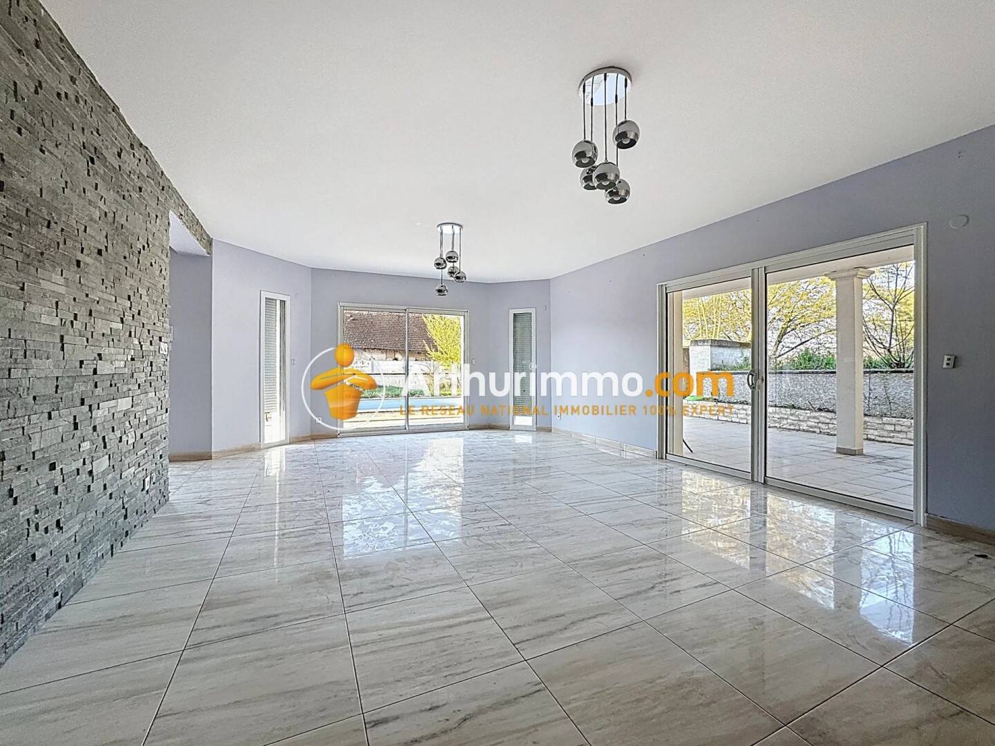 Maison à vendre, 126m², SAINT CLAIR DE LA TOUR