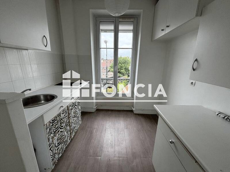 Maison à louer, 35m², SAINT MAUR DES FOSSES