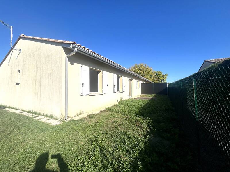 Maison à louer, 74m², BERSON