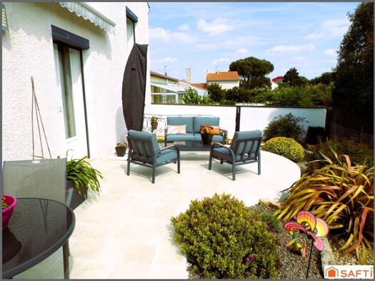 Maison à vendre 639 000 € 7 pièces 5 chambres 170 m² 532 m² de terrain Ouest Lagord 17140