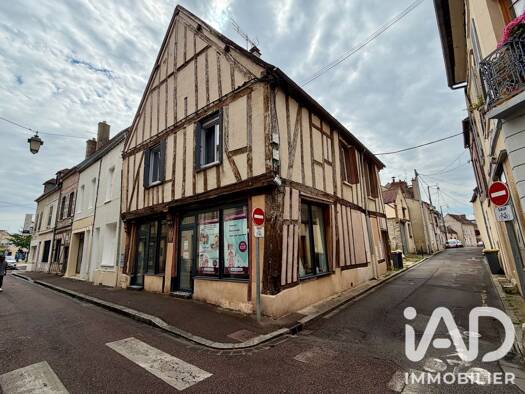 Appartement à vendre 109 000 € 1 pièce 53,9 m² RDC/2 Briand Leclerc Sens 89100