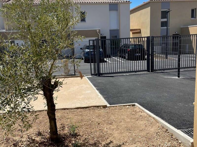 Maison à louer, 89m², LA FARE LES OLIVIERS