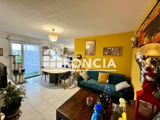 Appartement à vendre 119 000 € 3 pièces 2 chambres 63 m² Étage 2/2 Polygone-Hameau de Wagnonville Douai 59500