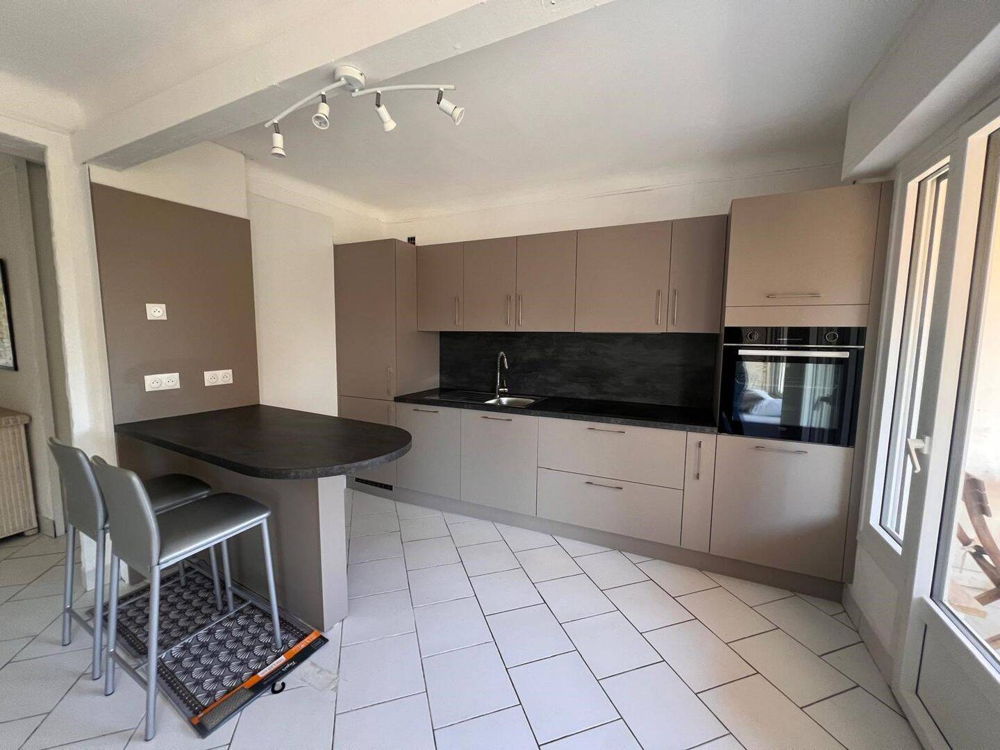 Maison à louer, 34m², CANNES