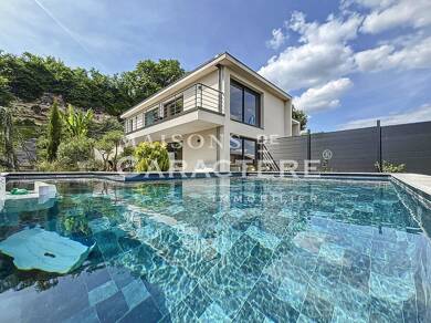 Maison à vendre 1 058 000 € 9 pièces 6 chambres 275 m² 1 130 m² de terrain Le Centre Andresy 78570