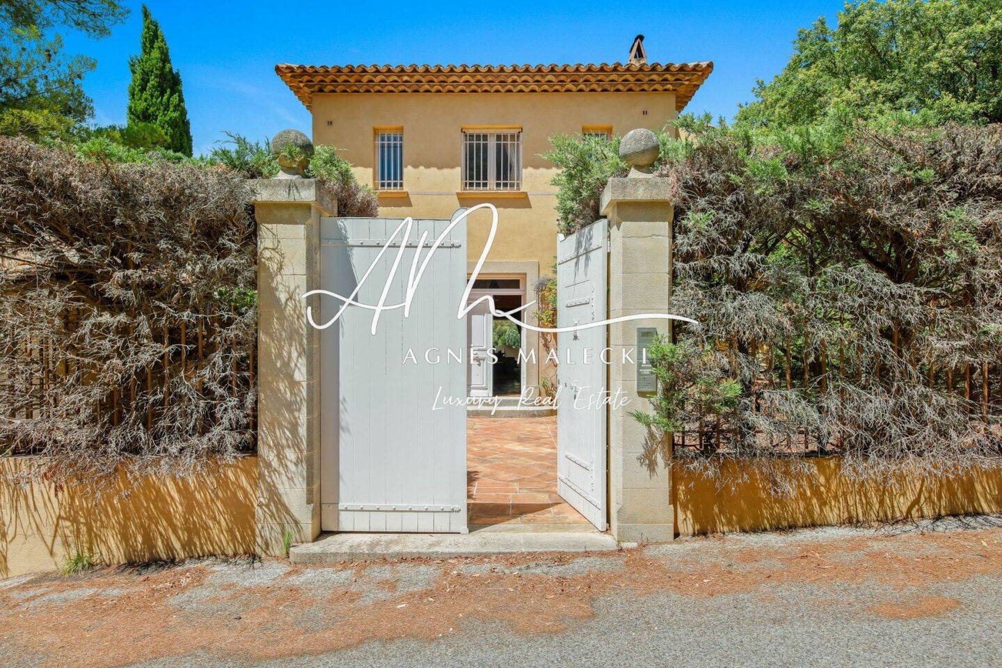 Maison à vendre, 460m², RAYOL CANADEL SUR MER