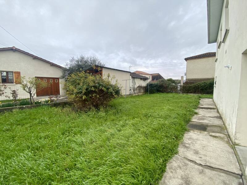 Maison à louer, 83m², SAINTE LIVRADE SUR LOT