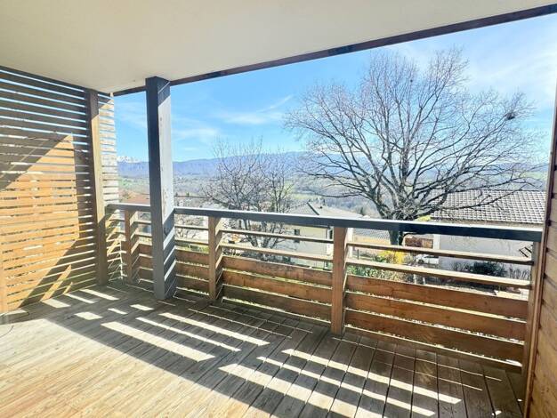 Appartement à vendre 349 000 € 3 pièces 2 chambres 64 m² Étage 1/3 Lovagny 74330