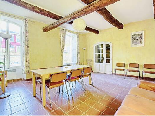 Maison à vendre 260 000 € 9 pièces 6 chambres 204 m² 149 m² de terrain La Roque-d'Anthéron 13640